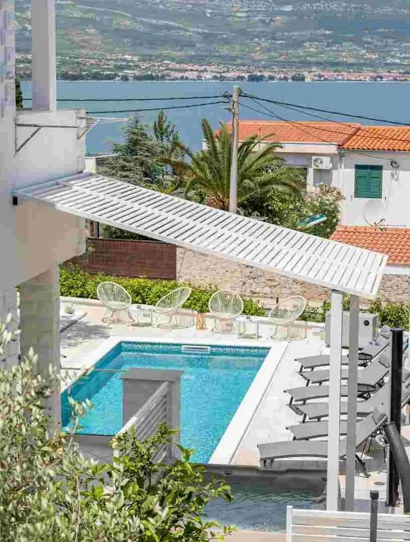 Apartment In Arbanija With Sea View, Terrace, Air Conditioning, Wifi 5139-2 Trogir